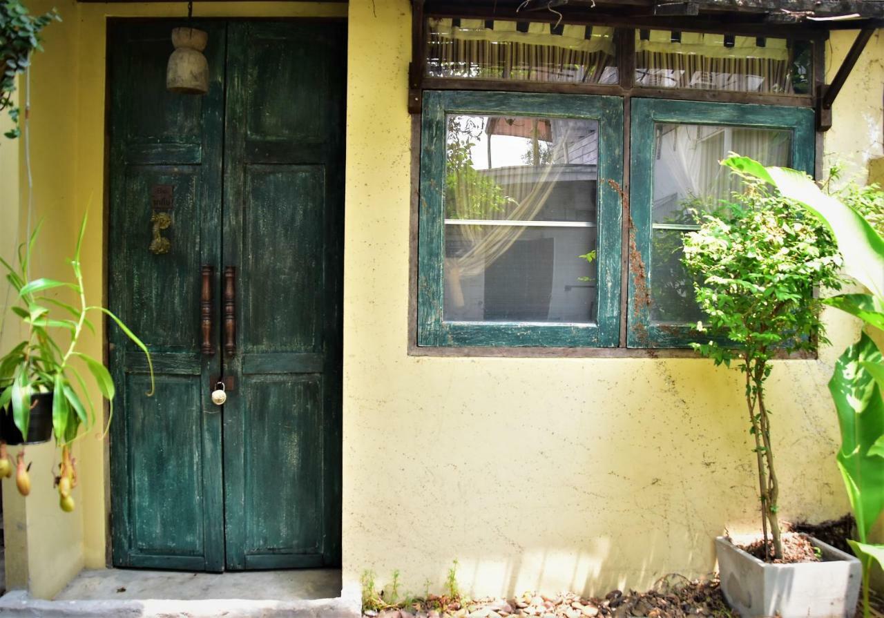 Baan Rare Guesthouse Udonthani Kültér fotó