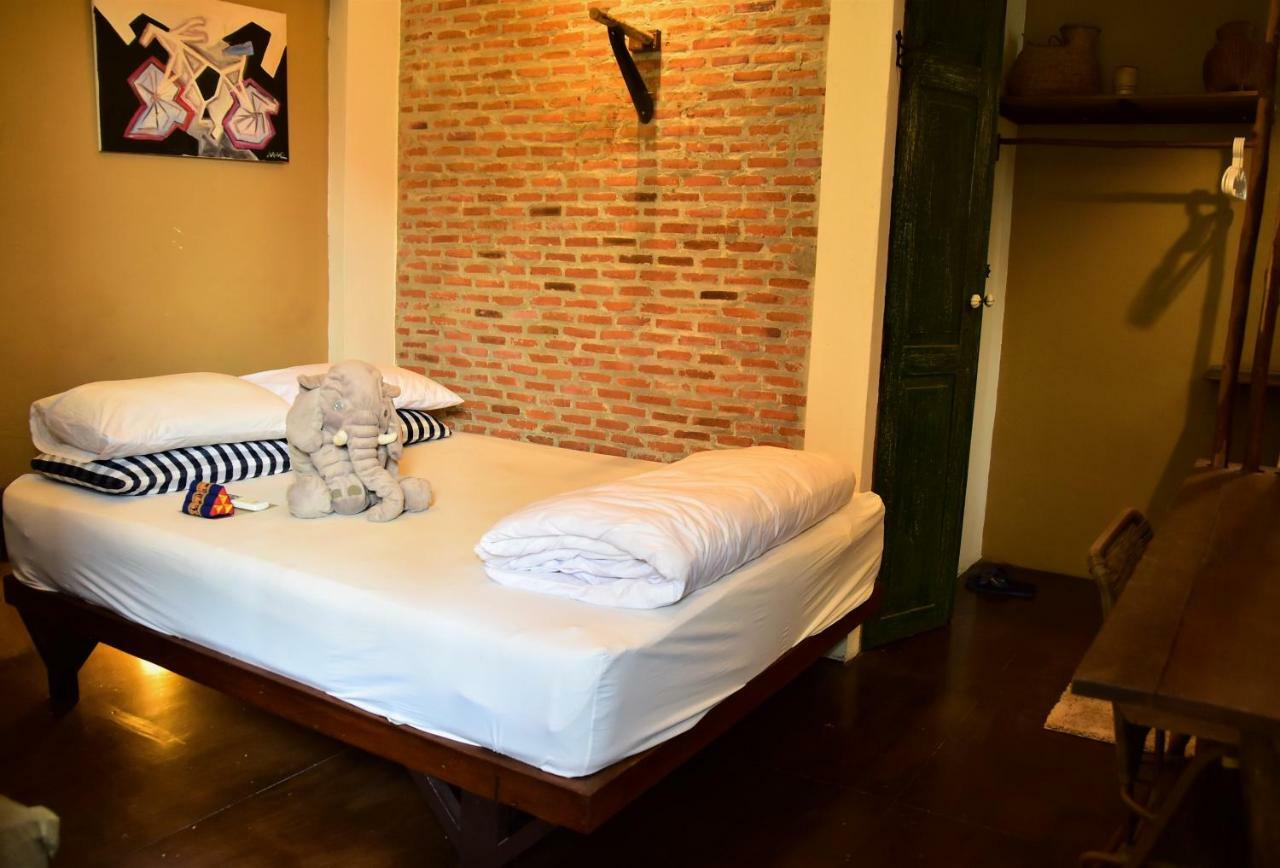 Baan Rare Guesthouse Udonthani Kültér fotó