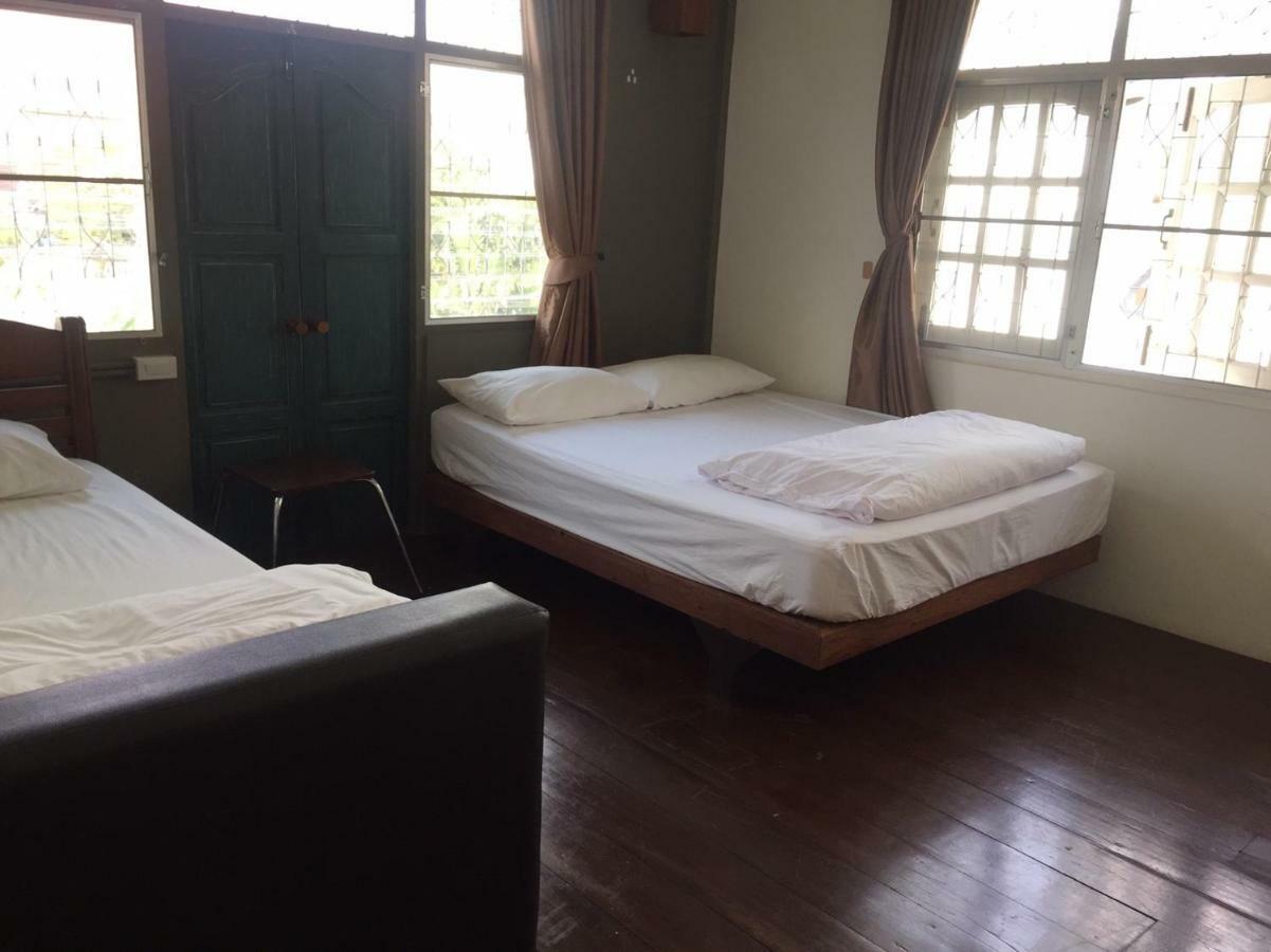 Baan Rare Guesthouse Udonthani Kültér fotó